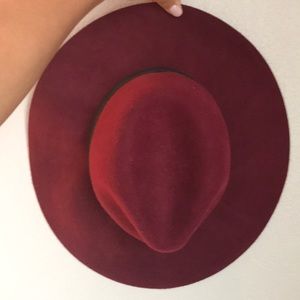 Maroon wool Hat